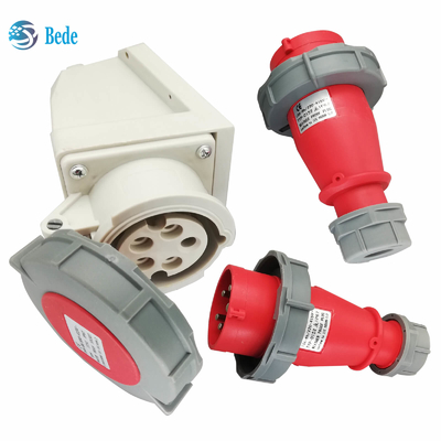 3P + N + E المكونات الصناعية والمقبس IP67 AC220-415V 16 و 32 أمبير نوع التثبيت على الحائط