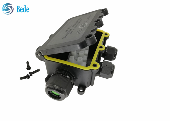 IP68 صندوق تقاطع مقاوم للماء مانعة لتسرب الماء في الهواء الطلق صندوق الأسلاك 6 قنوات 450V
