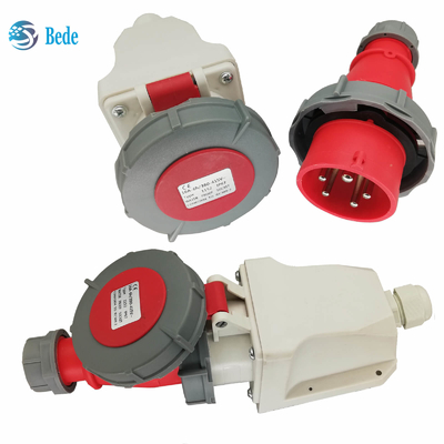 3P + N + E المكونات الصناعية والمقبس IP67 AC220-415V 16 و 32 أمبير نوع التثبيت على الحائط