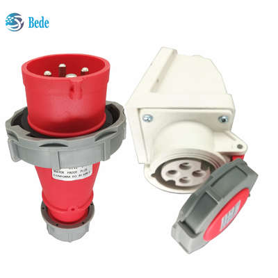 4 دبوس IP67 مصدر كهربائي صناعي مع 16A / 380 ~ 415V نوع تركيب الجدار