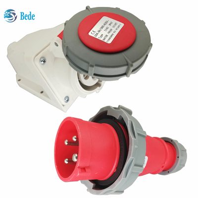3P + E مصباح الصناعة التيار المسموح به 32A الجهد 380 ~ 415V نوع تركيب الجدار